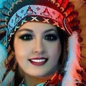 Meet your Posher, Lynn